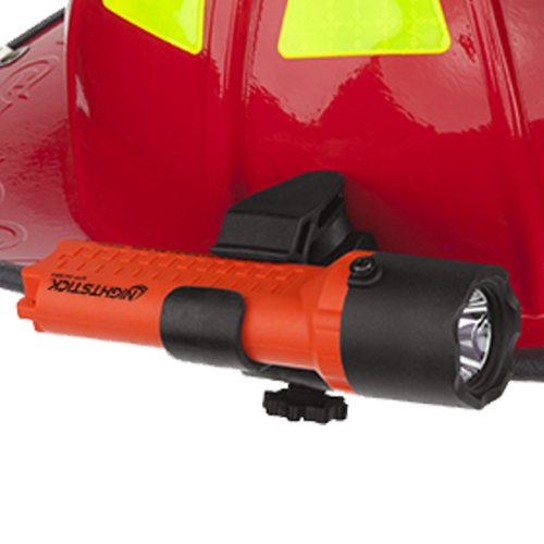 Flashlight (3AA) with Multi-Angle Mount